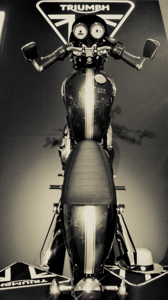 Triumph stand salon de la moto Triumph stand salon de la moto