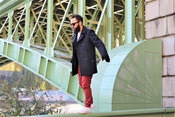 Un look tout en équilibre avec le caban Le Glazik