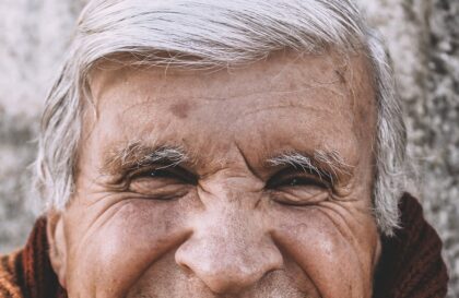 se débarrasser des cheveux blancs