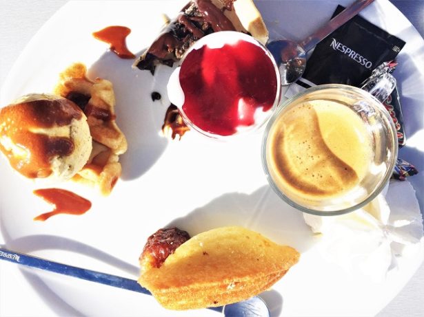 dejeuner-la-plagne-chairlift-cafe-gourmand dejeuner-la-plagne-chairlift-cafe-gourmand