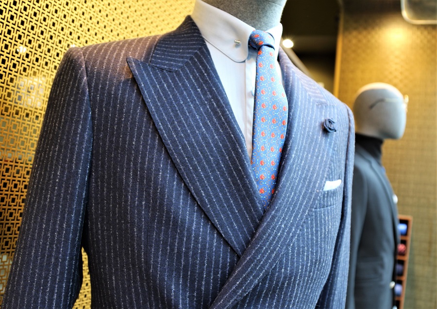 atelier-5-costumes-sur-mesure-nantes-mannequin atelier-5-costumes-sur-mesure-nantes-mannequin