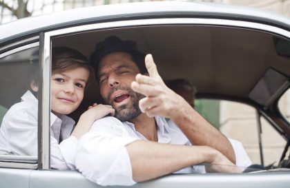 Les Hommes D'abord coiffeur-barbier et cosmétiques homme