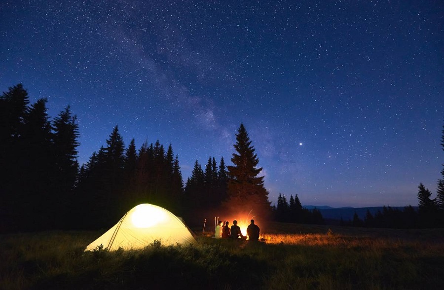 Camping sauvage : quel équipement prévoir