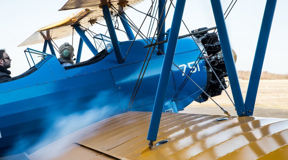 Voler dans un avion de la seconde Guerre Mondiale