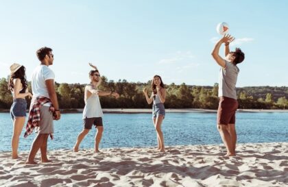 Du divan au terrain : les compétitions sportives amicales