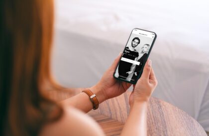 Trouvez rapidement un salon de coiffure, un barbier ou un institut de beauté près de chez vous et prenez rendez-vous en ligne gratuitement: 24h/24