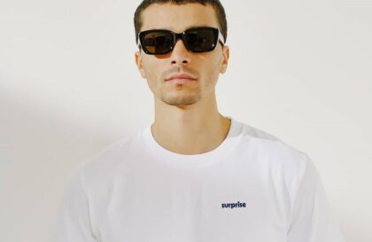 SURPRISE – un vestiaire éco-responsable et ensoleillé [Interview]
