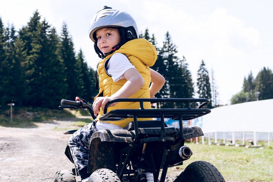 Offrir un quad à votre enfant : une bonne idée ?