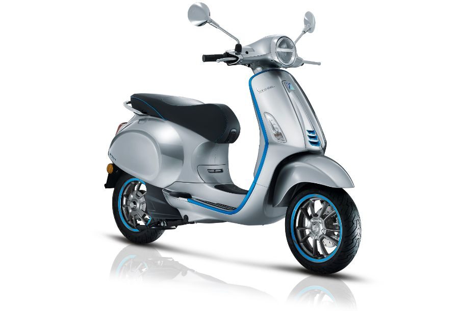 Vespa scooter iconique et véritable phénomène de mode