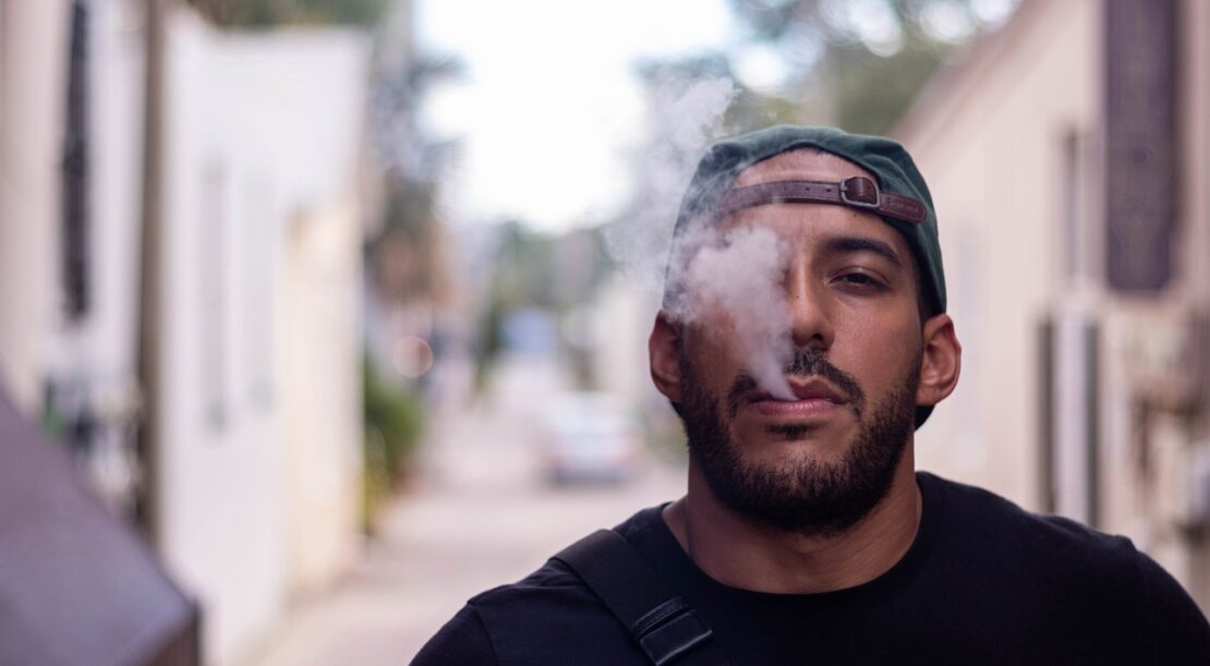 fumeur-cigarette-electronique