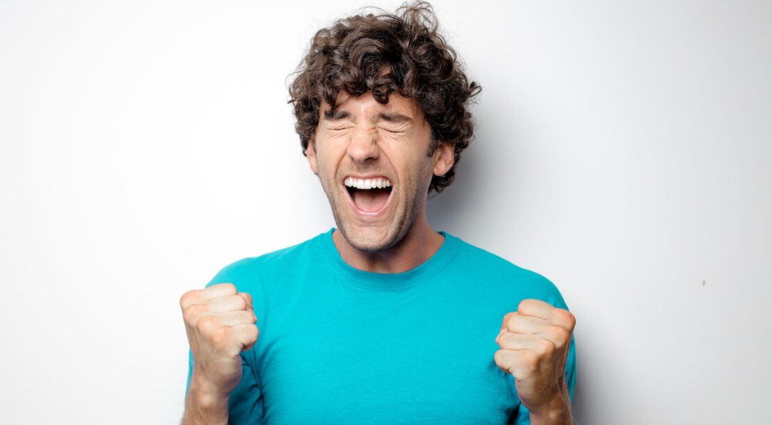 Un casque led pour lutter contre la chute de cheveux