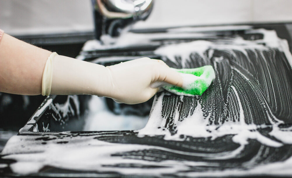 Nettoyage évier en granit