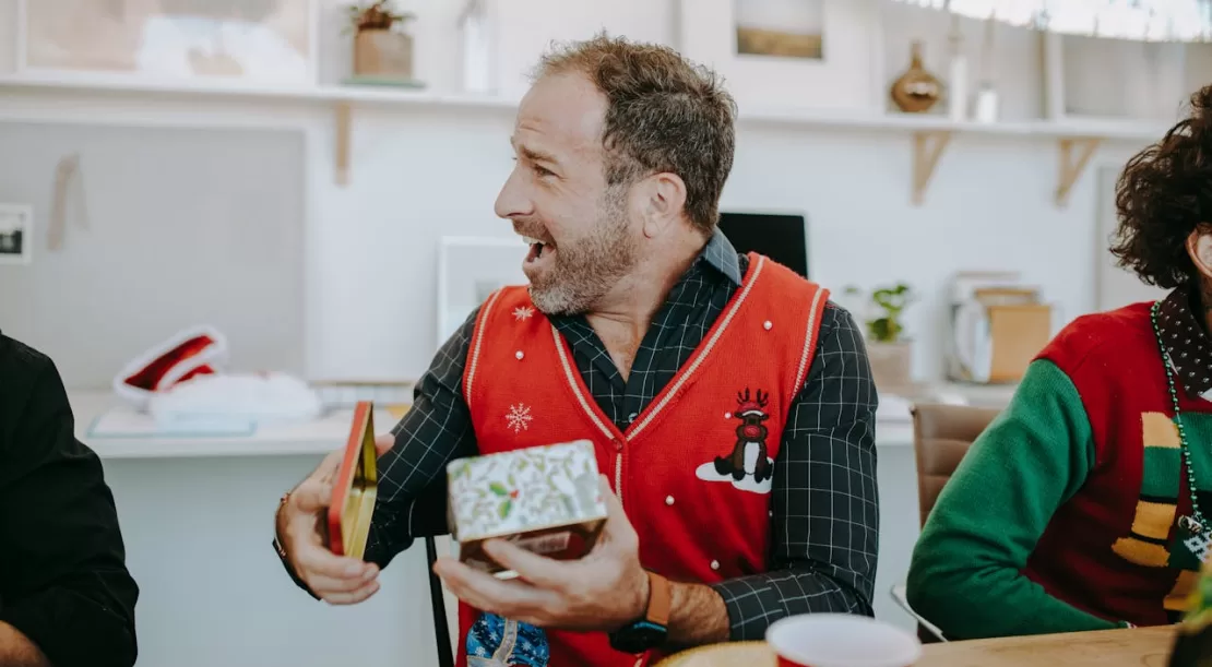 Réussir à surprendre un homme avec un cadeau de Noël ?